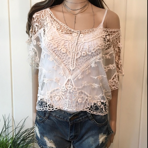 NEW LACE and MESH CROP TOP ~ last 1 - Picture 5 of 14